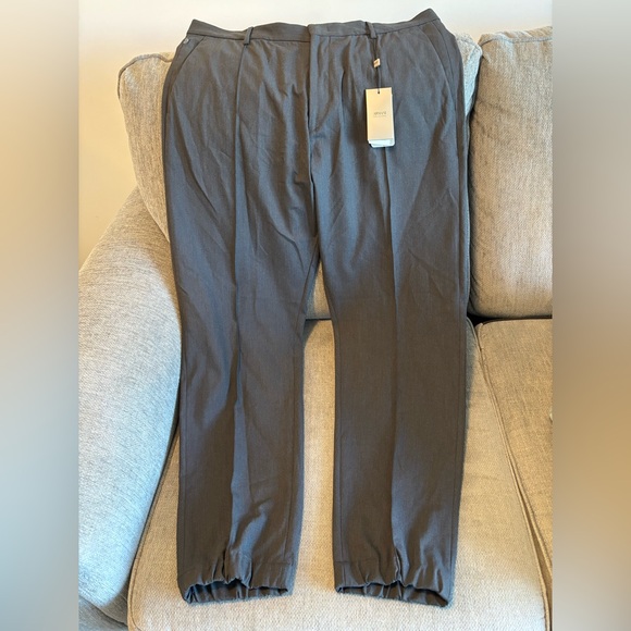 NWT Armani Collezioni Men’s Joggers Pants – Size 54 (EU)/ 38 US - Picture 3 of 6